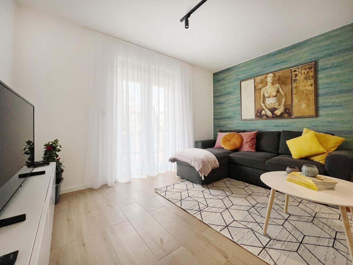 Apartments Valerian Novigrad Istria Buitenkant foto
