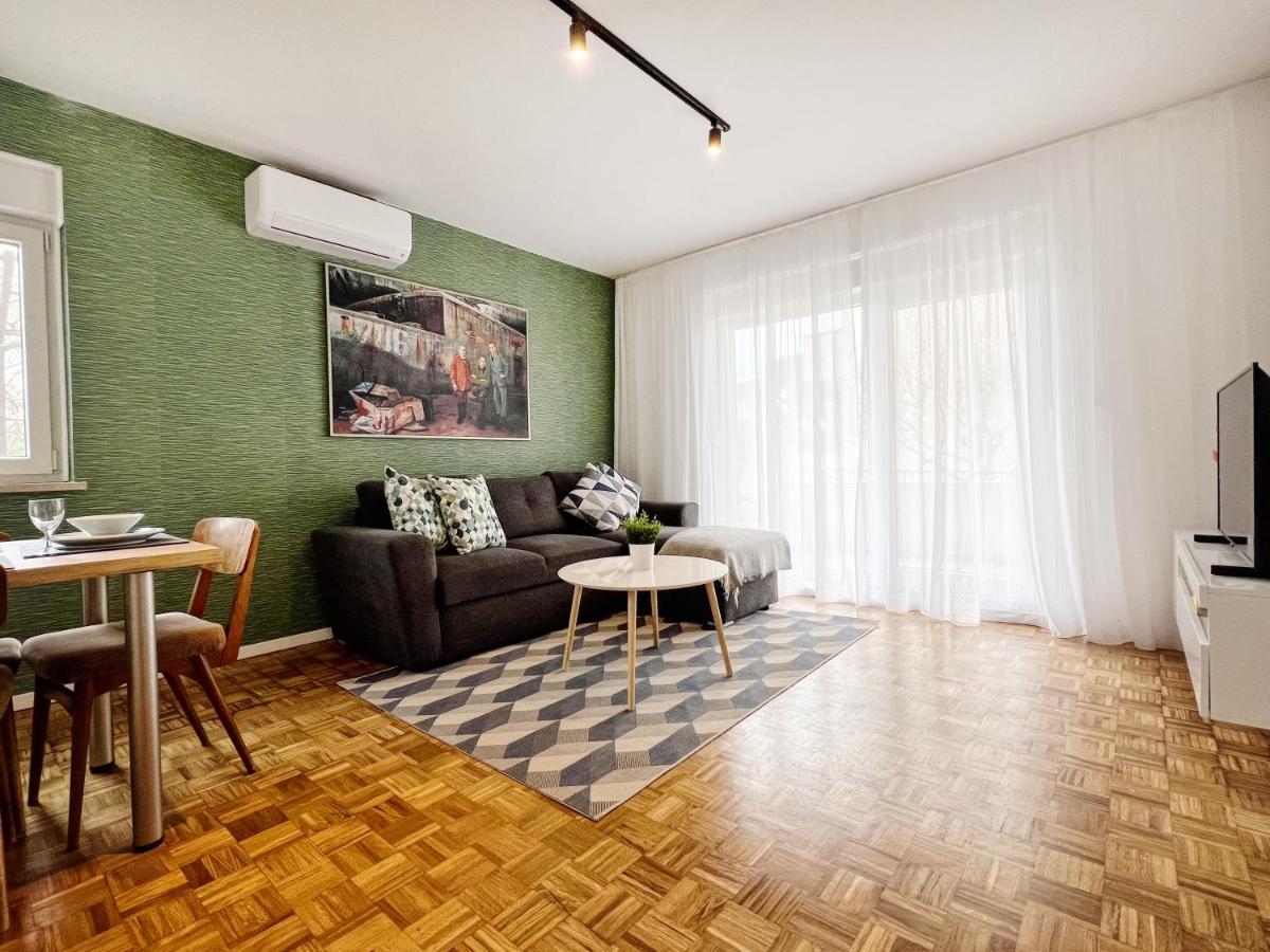 Apartments Valerian Novigrad Istria Buitenkant foto