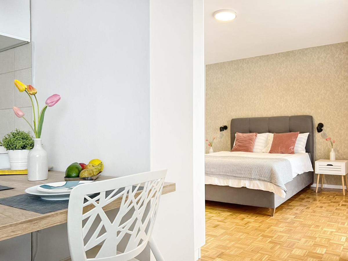 Apartments Valerian Novigrad Istria Buitenkant foto